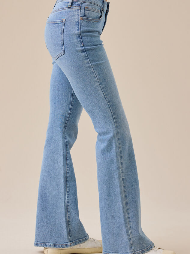 Cam Flare Jeans Detail 3 - TULLABEE
