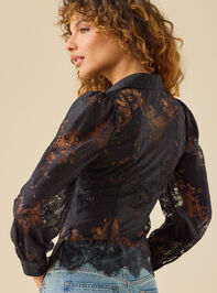 Estela Lace Button Up Top Detail 5 - TULLABEE