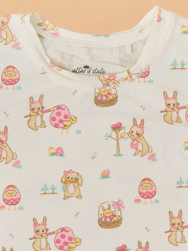 Easter Hunt Lounge Set Detail 2 - TULLABEE