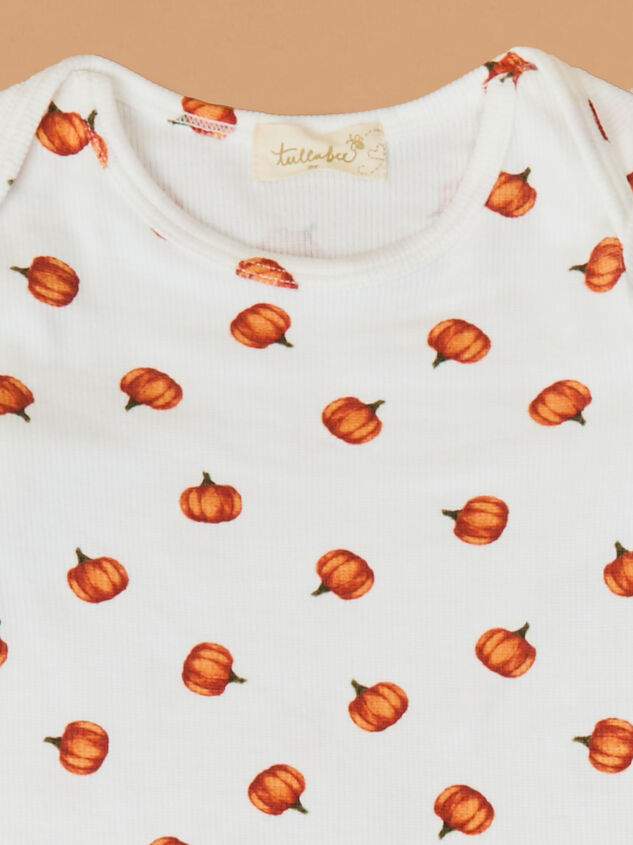 Little Pumpkin Lounge Set Detail 4 - TULLABEE