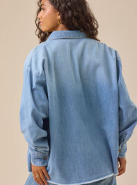 Dayna Button-Down Collared Top Detail 4 - TULLABEE
