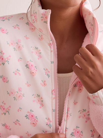 Wildflower Sherpa Zip Up - TULLABEE