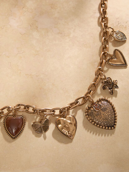 Heart Charm Dangle Necklace - TULLABEE