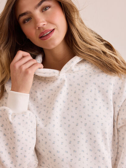 Graceful Floral Hoodie - TULLABEE