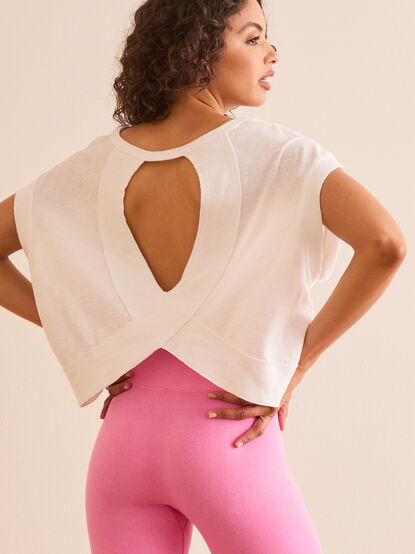 Moonlit Circle Back Tee - TULLABEE