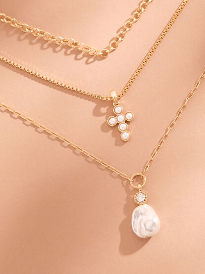 Layered Cross Pearl Charm Necklace - TULLABEE