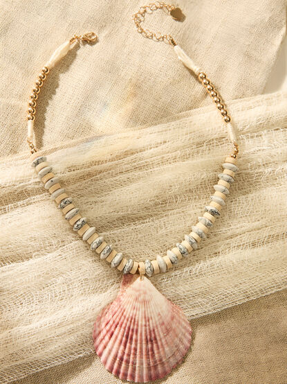 Sunset Shell Statement Necklace - TULLABEE