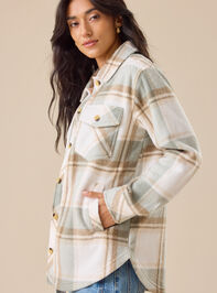 Cole Fleece Shacket Detail 3 - TULLABEE