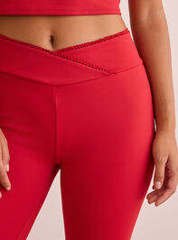 Fast Break Flare Leggings Detail 2 - TULLABEE
