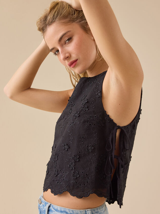 Jaycie Embroidered Side Tie Tank Detail 3 - TULLABEE