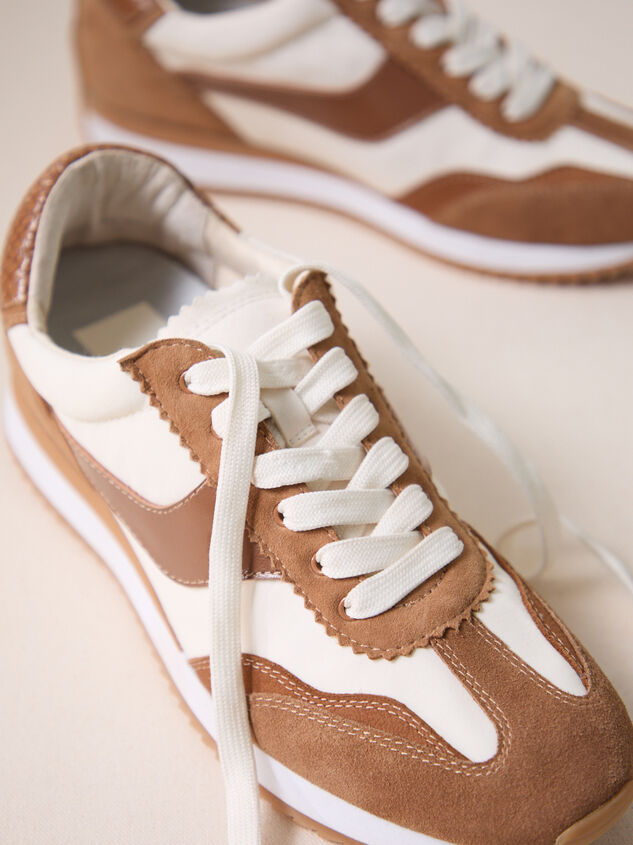 Heritage Sneaker Detail 3 - TULLABEE