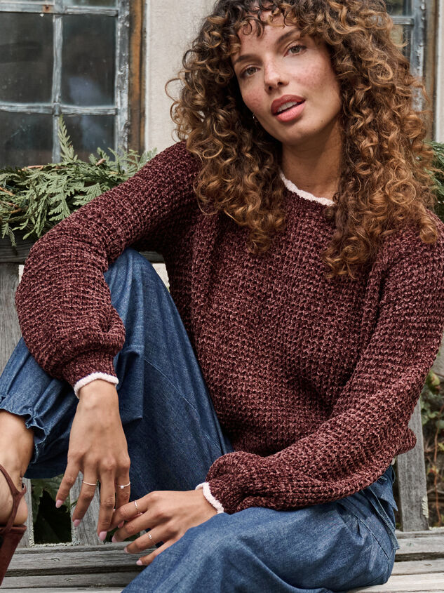 Amber Scalloped Trim Sweater - TULLABEE