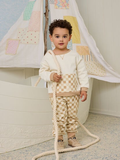 Vance Checkered Sweatshirt - TULLABEE