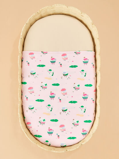 Dreaming of the Green Swaddle Blanket - TULLABEE