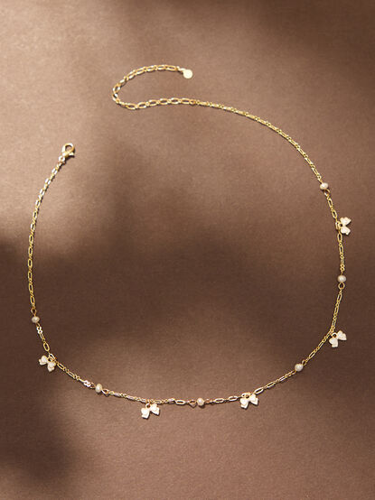 Dainty Pearl Bow Choker - TULLABEE