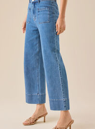 Lyra Crop Flare Jean Detail 4 - TULLABEE