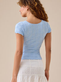 Blaire Short Sleeve Seamless Floral Tee Detail 5 - TULLABEE