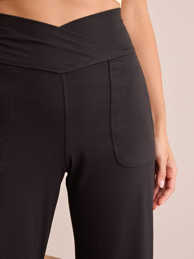 Reset Wide Leg Leggings Detail 2 - TULLABEE