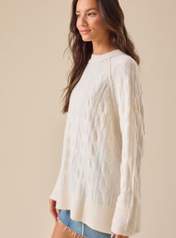 Maude Cozy Cable Sweater Detail 5 - TULLABEE
