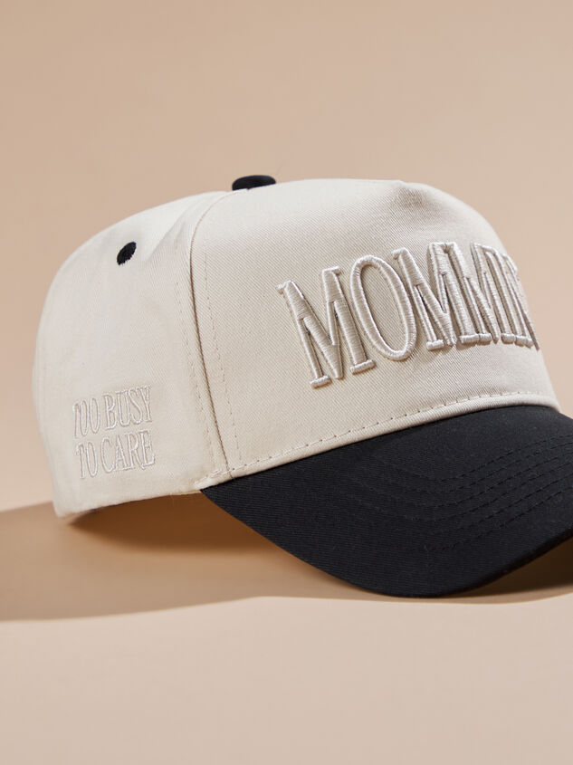 Mommin' Trucker Hat Detail 2 - TULLABEE