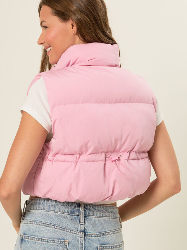 Nora Cropped Puffer Vest Detail 4 - TULLABEE
