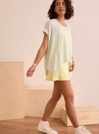 Momentum Oversized Tee Detail 3 - TULLABEE