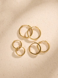 18K Gold Huggie Hoop Set - TULLABEE