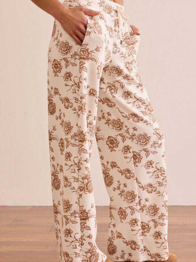 Twirl Toile Supersoft Wide Leg Sweatpants Detail 4 - TULLABEE