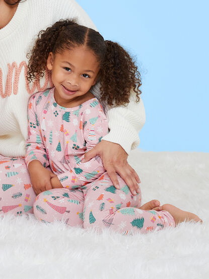 All Spruced Up Lounge Set - TULLABEE