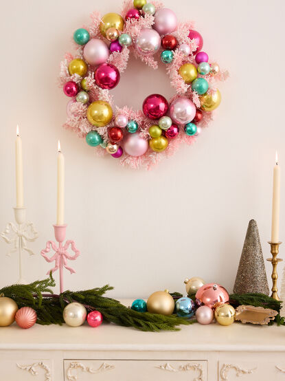 Pink Flocked Wreath - TULLABEE