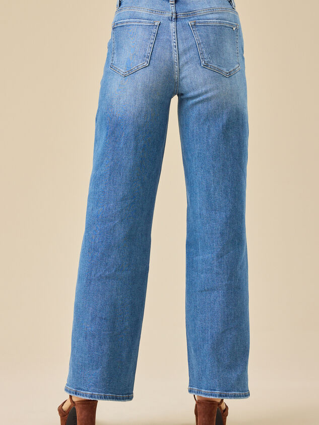 Kai High Rise Crop Jeans Detail 5 - TULLABEE