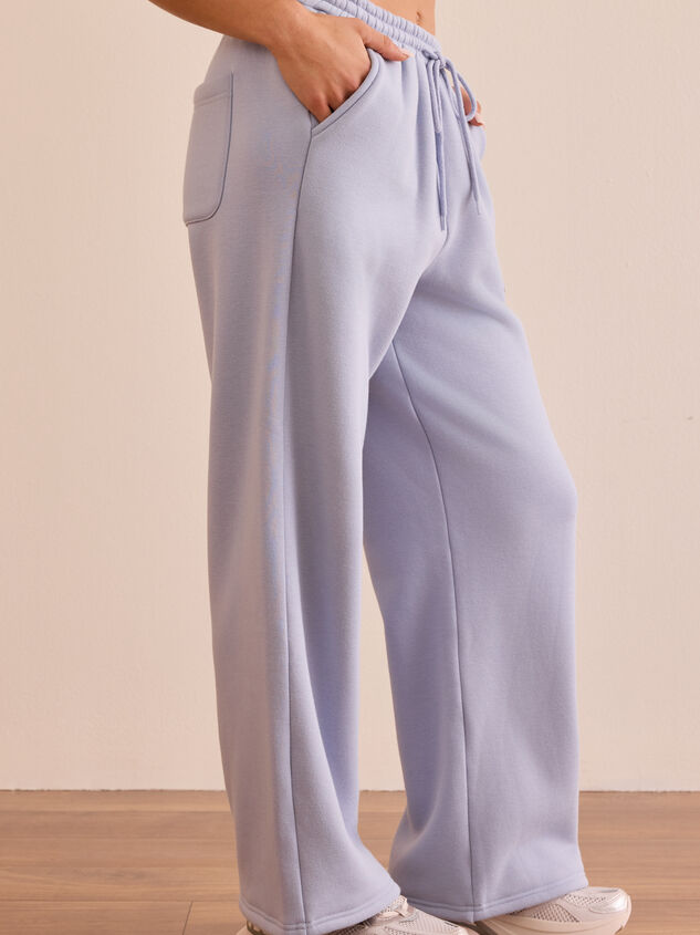 Snuggle Bow Sweatpants Detail 4 - TULLABEE