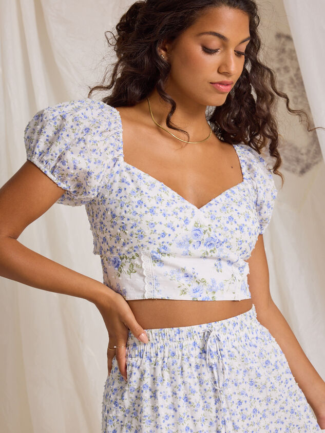 Kairo Floral Crop Top Detail 2 - TULLABEE