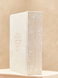 Hosanna Revival Prayer Journal - Cordova Theme Detail 2 - TULLABEE