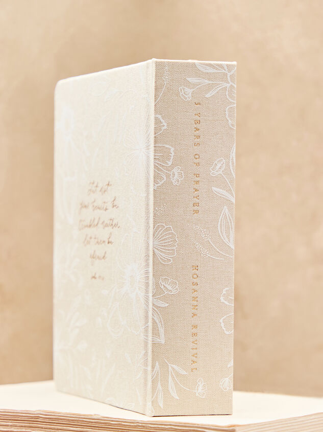 Hosanna Revival Prayer Journal - Cordova Theme Detail 2 - TULLABEE