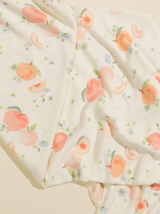 Spring Peach Swaddle Detail 2 - TULLABEE