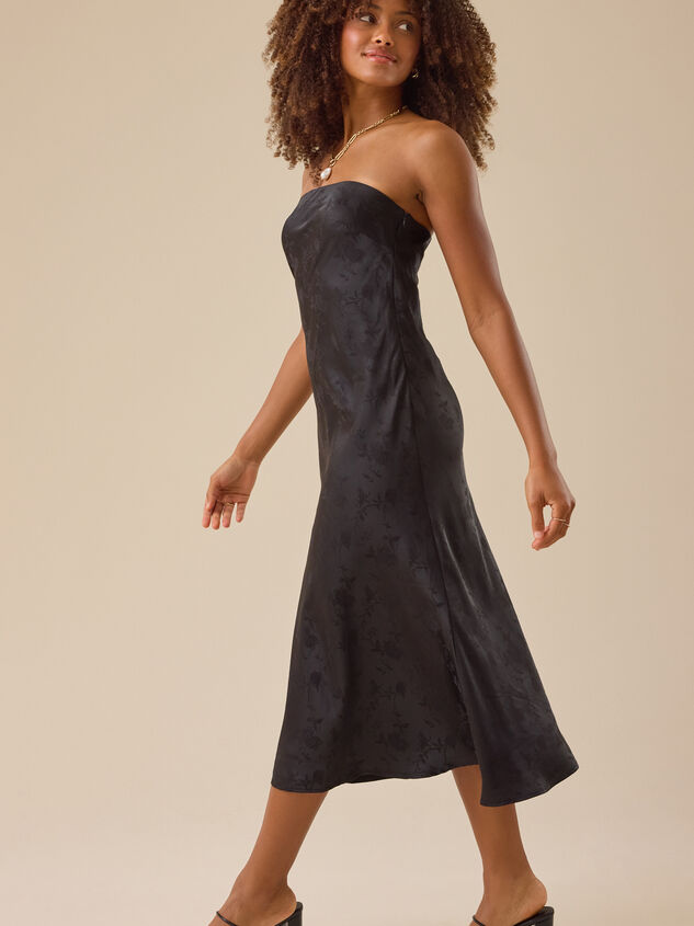 Carleigh Stain Midi Dress Detail 3 - TULLABEE