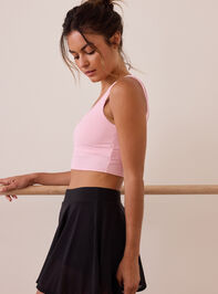 Kickback Cropped Athletic Tank Detail 3 - TULLABEE