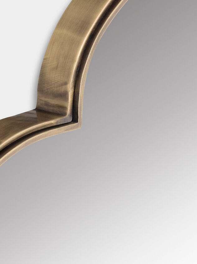 Margot Metal Mirror Detail 4 - TULLABEE