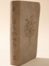 Hosanna Revival Compact Bible- Marlo Theme Detail 2 - TULLABEE