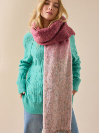 Sedona Ombre Knit Scarf Detail 3 - TULLABEE