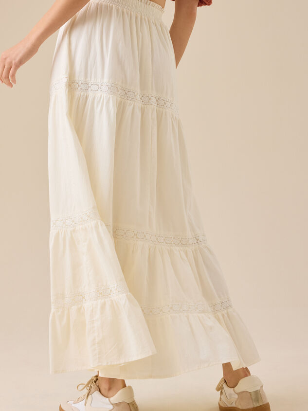 Jaycee Tiered Midi Skirt Detail 5 - TULLABEE