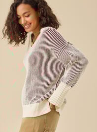 Arya Matte Chenille V-Neck Sweater Detail 4 - TULLABEE