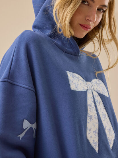 Floral Bow Graphic Hoodie - TULLABEE