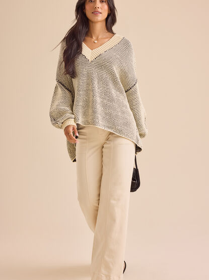 Winslet Oversized Geo Sweater - TULLABEE
