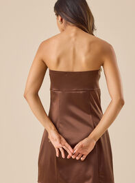 Jenna Strapless Mini Dress Detail 3 - TULLABEE
