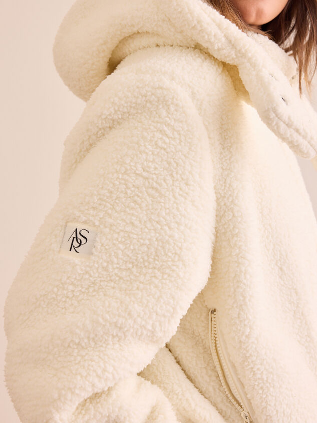 Peak Sherpa Zip Up Detail 5 - TULLABEE