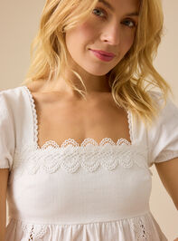 Avery Linen Top Detail 2 - TULLABEE