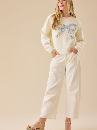 Chandler Gingham Bow Pullover - TULLABEE