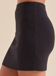 Phoebe Sweater Mini Skirt Detail 4 - TULLABEE